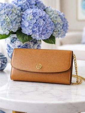 Tory Burch Saffiano Leather Crossbody Robinson Wallet on Chain Gold Hardware